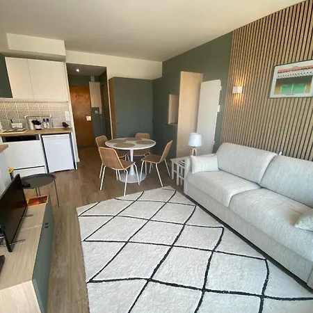 T1 Avec Terrasse Et Parking Sécurisé - Fr-1-374-234 Appartement