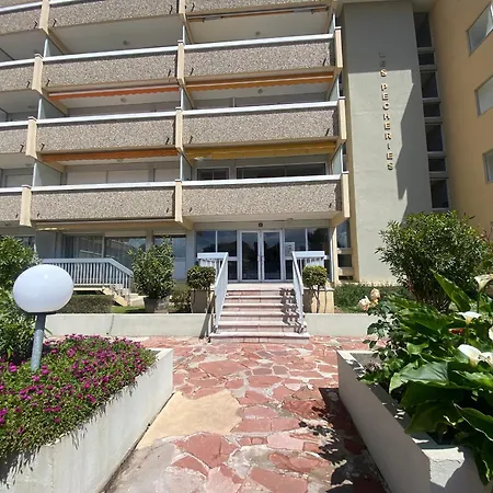 T1 Avec Terrasse Et Parking Securise - Fr-1-374-234 Arcachon
