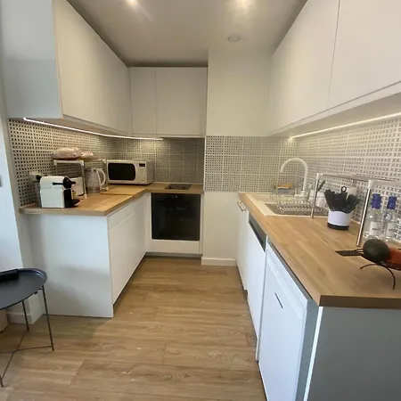 T1 Avec Terrasse Et Parking Securise - Fr-1-374-234 Arcachon