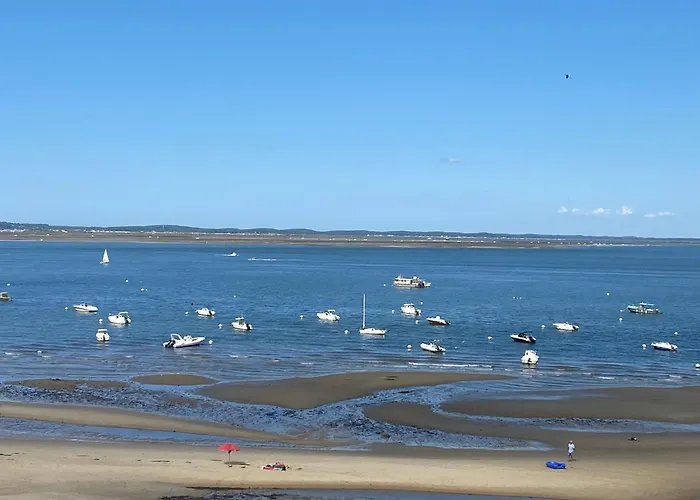 דירה Bord De Avec Wifi Et Parking - Fr-1-374-234