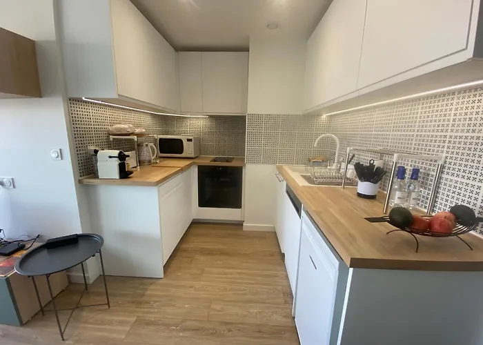 Bord De Avec Wifi Et Parking - Fr-1-374-234 ארסשון